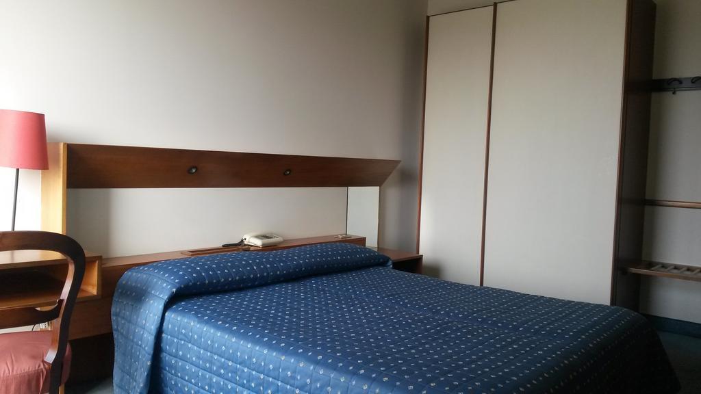 Cravero Rooms Caltignaga Номер фото