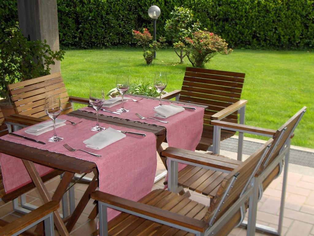 Cravero Rooms Caltignaga Экстерьер фото