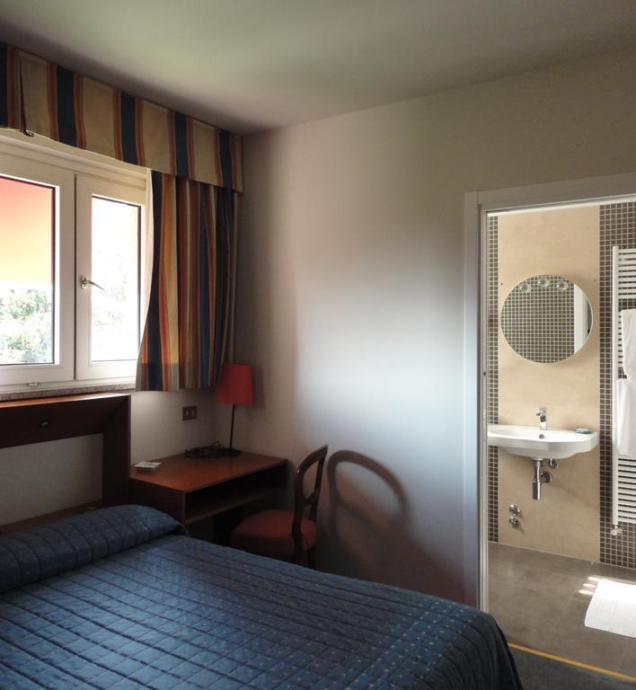 Cravero Rooms Caltignaga Номер фото